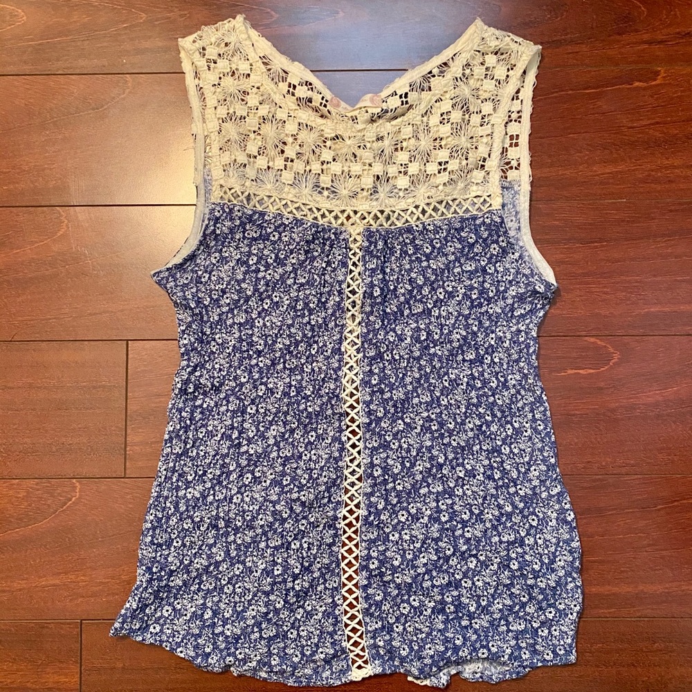 Altar’d State Blue and cream tank